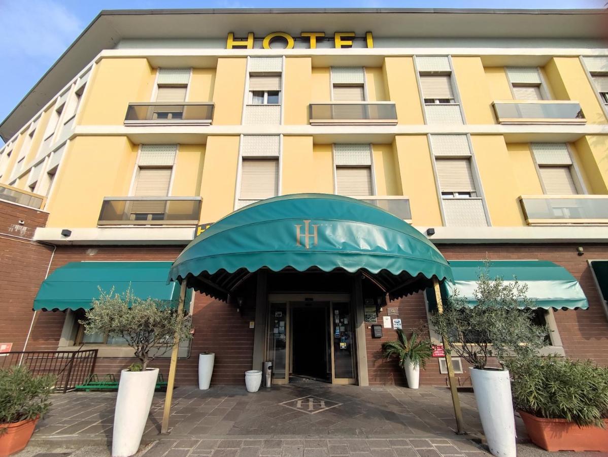 Hotel Industria เบรเชีย ภายนอก รูปภาพ